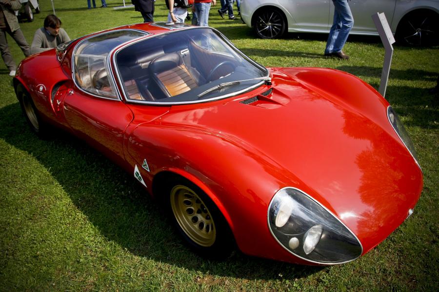  Alfa Romeo T33/2 Stradale Prototipo 1967 года  (фото 6 из 13)